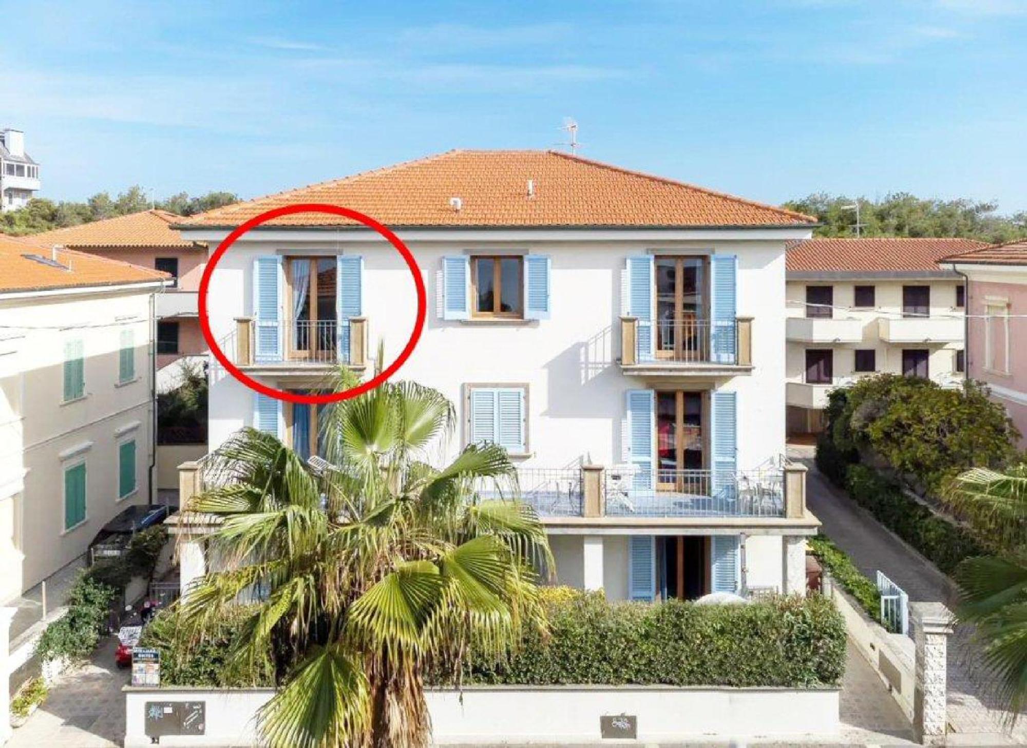 Zi Maria Hotel Marina di Cecina Bagian luar foto
