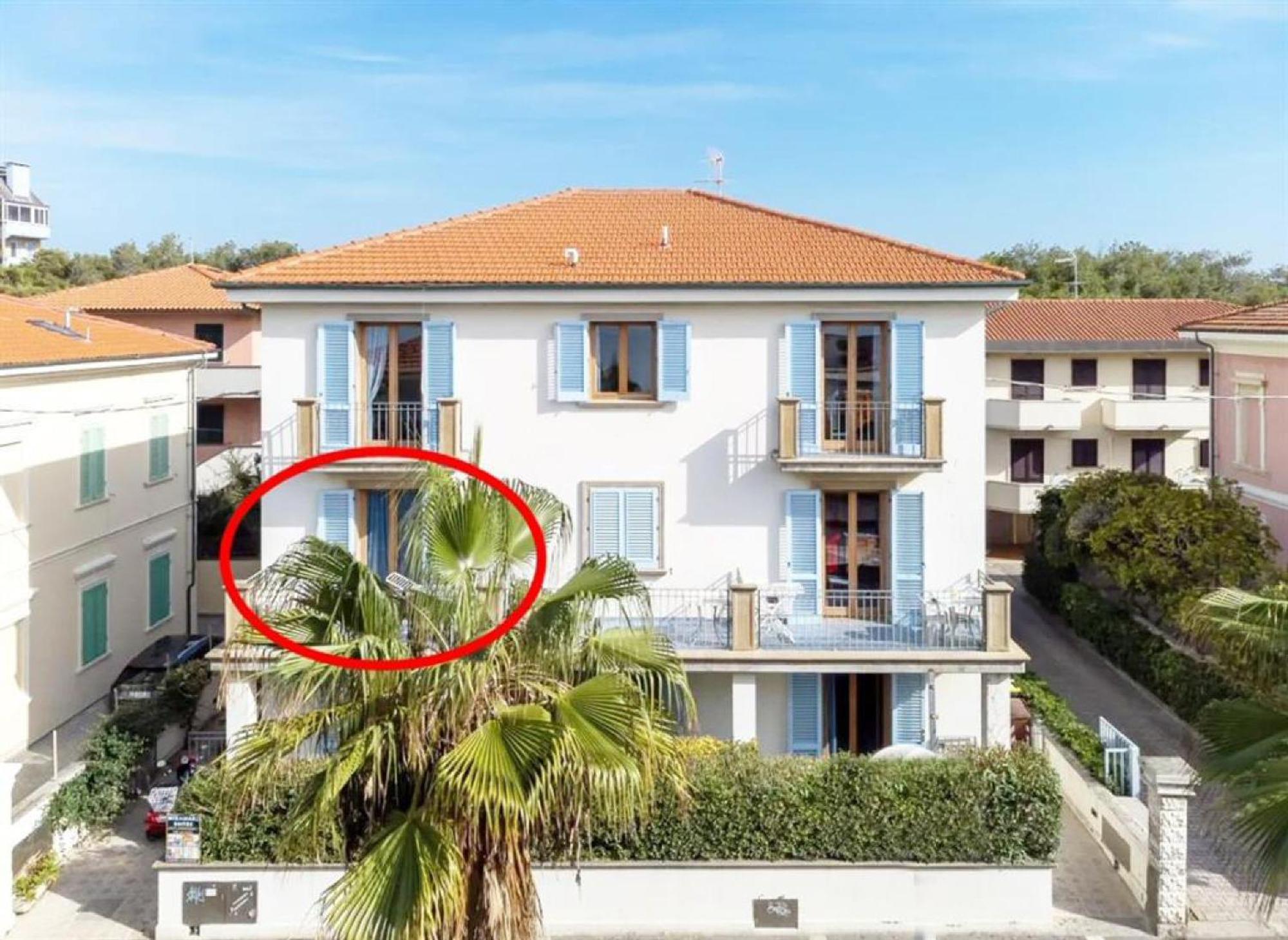 Zi Maria Hotel Marina di Cecina Bagian luar foto